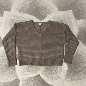 V-Neck Ribbed Knit Sweater - Brown